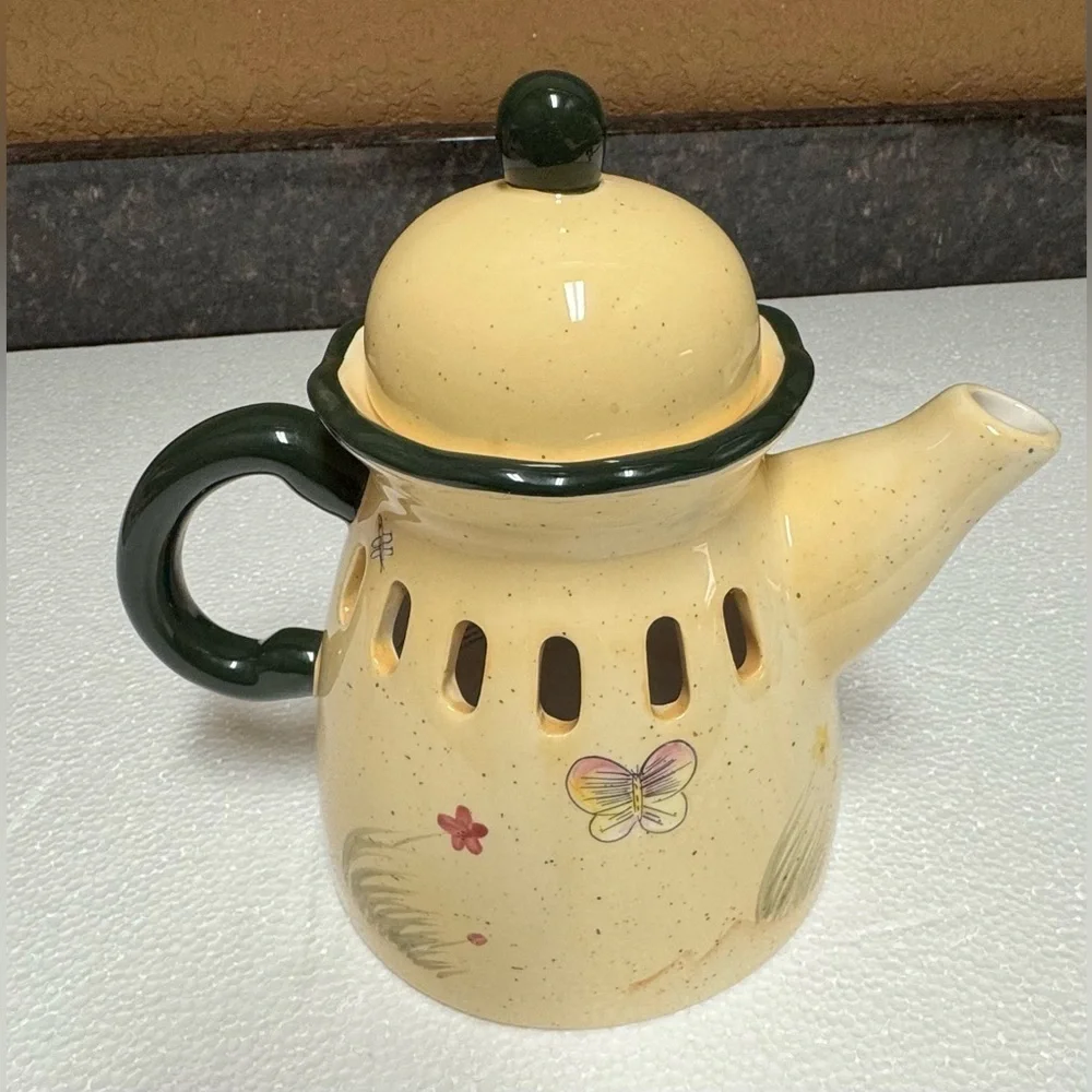 Vintage Home Interiors, Home Wildflower Breeze, Teapot Candle Cover/EXCELLENT